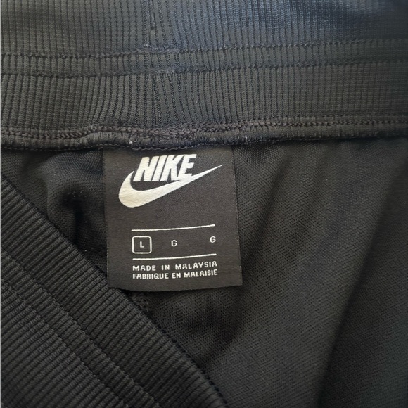 Nike Kids Black Joggers with White Side Panels - Size Large - Picture 4 of 6